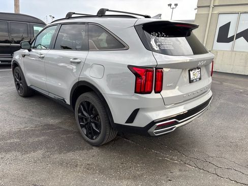 Used 2022 Kia Sorento SX AWD/4WD image 5