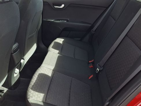 Used 2020 Kia Rio S image 11
