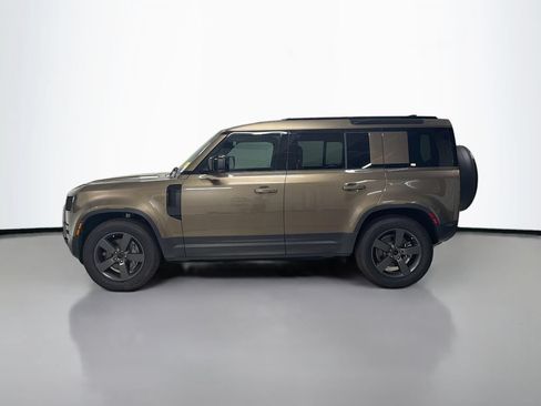 Used 2026 Land Rover Defender 110 S AWD/4WD image 2