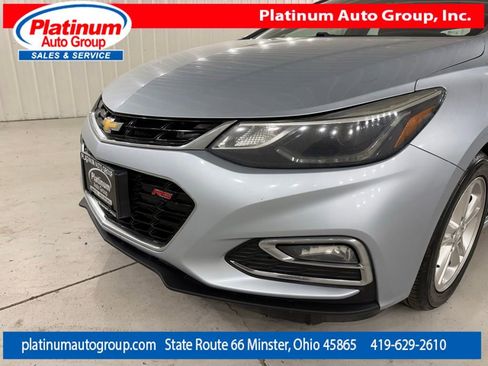Used 2017 Chevrolet Cruze LT w/ Sun And Sound Package FWD image 47