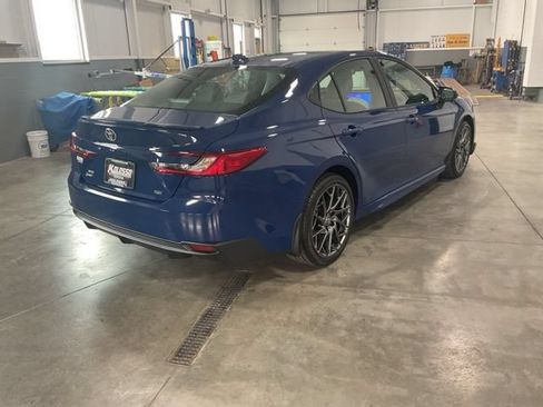 Used 2026 Toyota Camry SE w/ Multimedia Upgrade Package AWD/4WD image 6