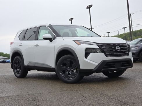 New 2026 Nissan Rogue SV w/ Cold Weather Package AWD/4WD image 2