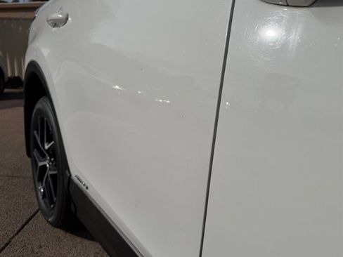 Used 2017 Toyota RAV4 SE image 29