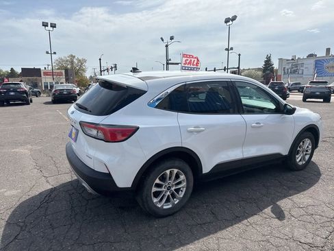 Used 2022 Ford Escape SE AWD/4WD image 8