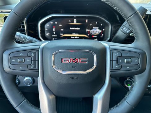 New 2026 GMC Sierra 1500 SLE w/ Preferred Package AWD/4WD image 23