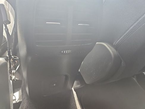 Used 2025 Ford Escape Active AWD/4WD image 25