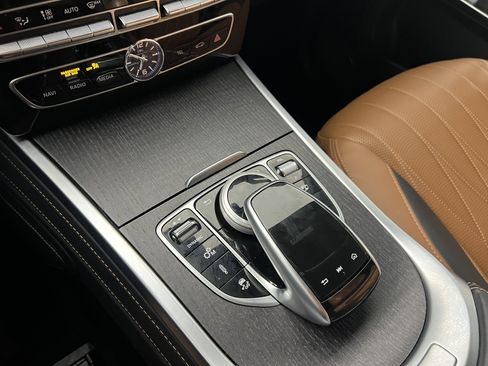 Certified 2021 Mercedes-Benz G 63 AMG 4MATIC image 31