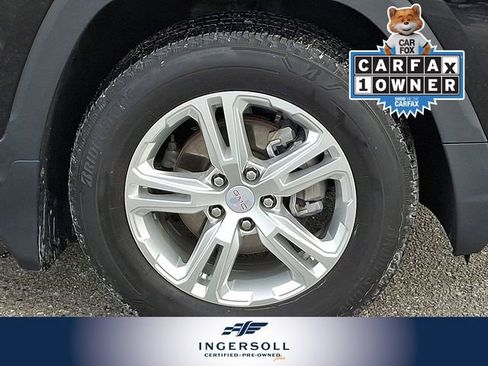 Used 2022 GMC Terrain SLE w/ Driver Convenience Package image 11