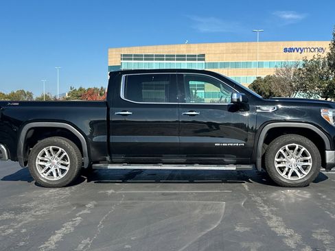 Used 2020 GMC Sierra 1500 SLT w/ SLT Premium Plus Package image 3