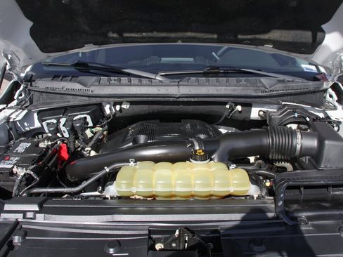 Used 2020 Ford F150 XLT w/ Trailer Tow Package image 11