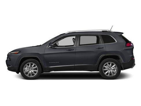 Used 2018 Jeep Cherokee Limited w/ Trailer Tow Group AWD/4WD image 3