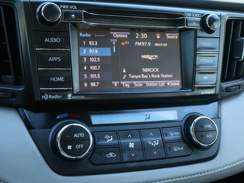 Used 2017 Toyota RAV4 XLE image 14