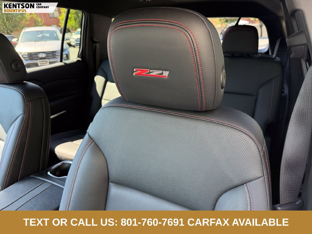 Used 2025 Chevrolet Traverse Z71 AWD/4WD image 29
