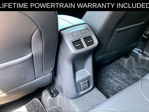 Used 2025 Buick Envision Avenir AWD/4WD image 28