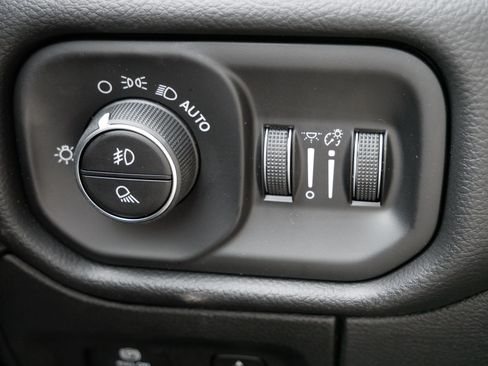 New 2026 RAM 1500 Laramie w/ Night Edition AWD/4WD image 19
