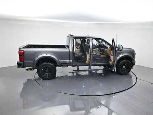 New 2025 Ford F250 XLT w/ Black Appearance Package image 41
