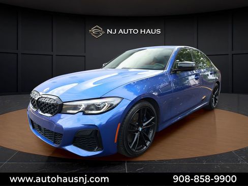 Used 2022 BMW M340i RWD image 15