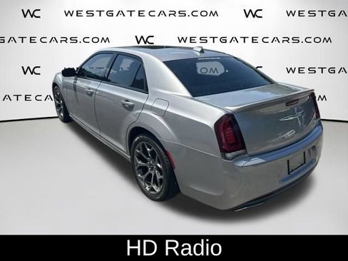 Used 2018 Chrysler 300 S w/ 300S Premium Group RWD image 13