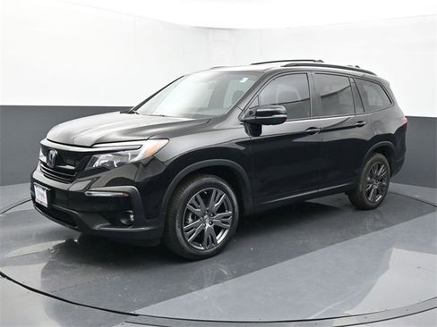 Used 2022 Honda Pilot Sport image 1