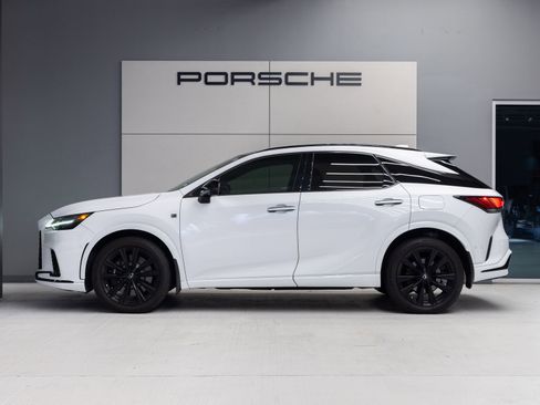 Used 2024 Lexus RX 500h F Sport w/ Convenience Package AWD/4WD image 2