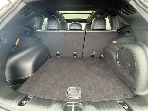 Used 2025 Jeep Compass Limited w/ Sun & Sound Group image 24