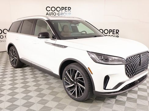 New 2026 Lincoln Aviator Reserve image 1