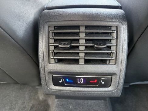 Used 2024 Volkswagen Golf R AWD/4WD image 17