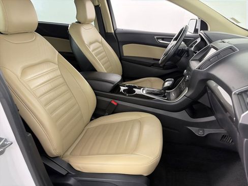 Used 2017 Ford Edge SEL w/ Equipment Group 201A AWD/4WD image 31