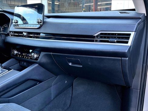 Used 2024 Mitsubishi Outlander SE image 25