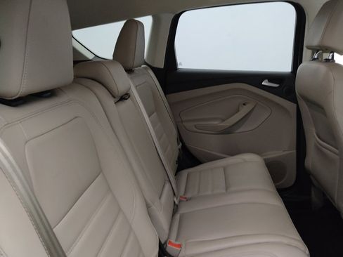 Used 2017 Ford Escape Titanium image 19