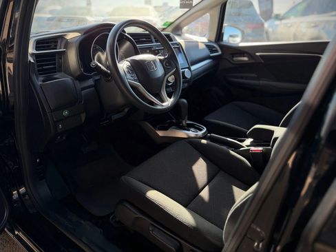 Used 2016 Honda Fit EX image 9