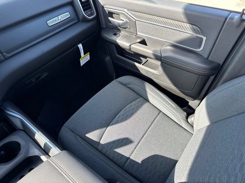New 2026 RAM 2500 Lone Star AWD/4WD image 16