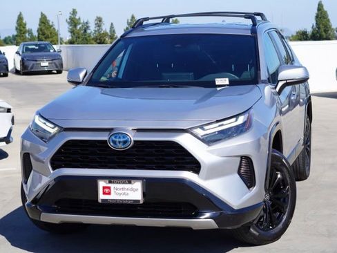 Certified 2023 Toyota RAV4 SE AWD/4WD image 5