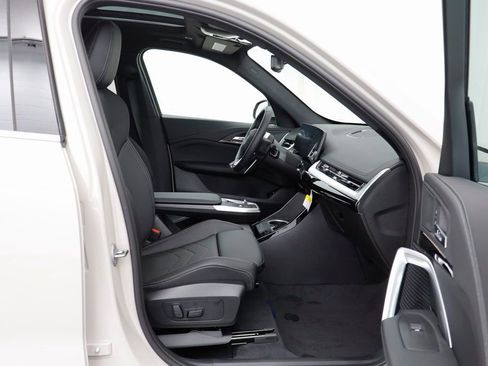 New 2026 BMW X1 xDrive28i w/ Convenience Package image 18