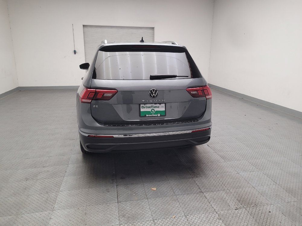 Used 2023 Volkswagen Tiguan SE FWD image 6