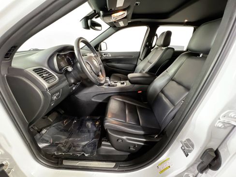 Used 2022 Jeep Grand Cherokee Limited image 19