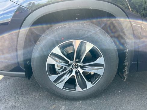 New 2026 Toyota Highlander XLE AWD/4WD image 29