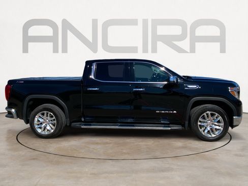 Used 2020 GMC Sierra 1500 SLT image 11