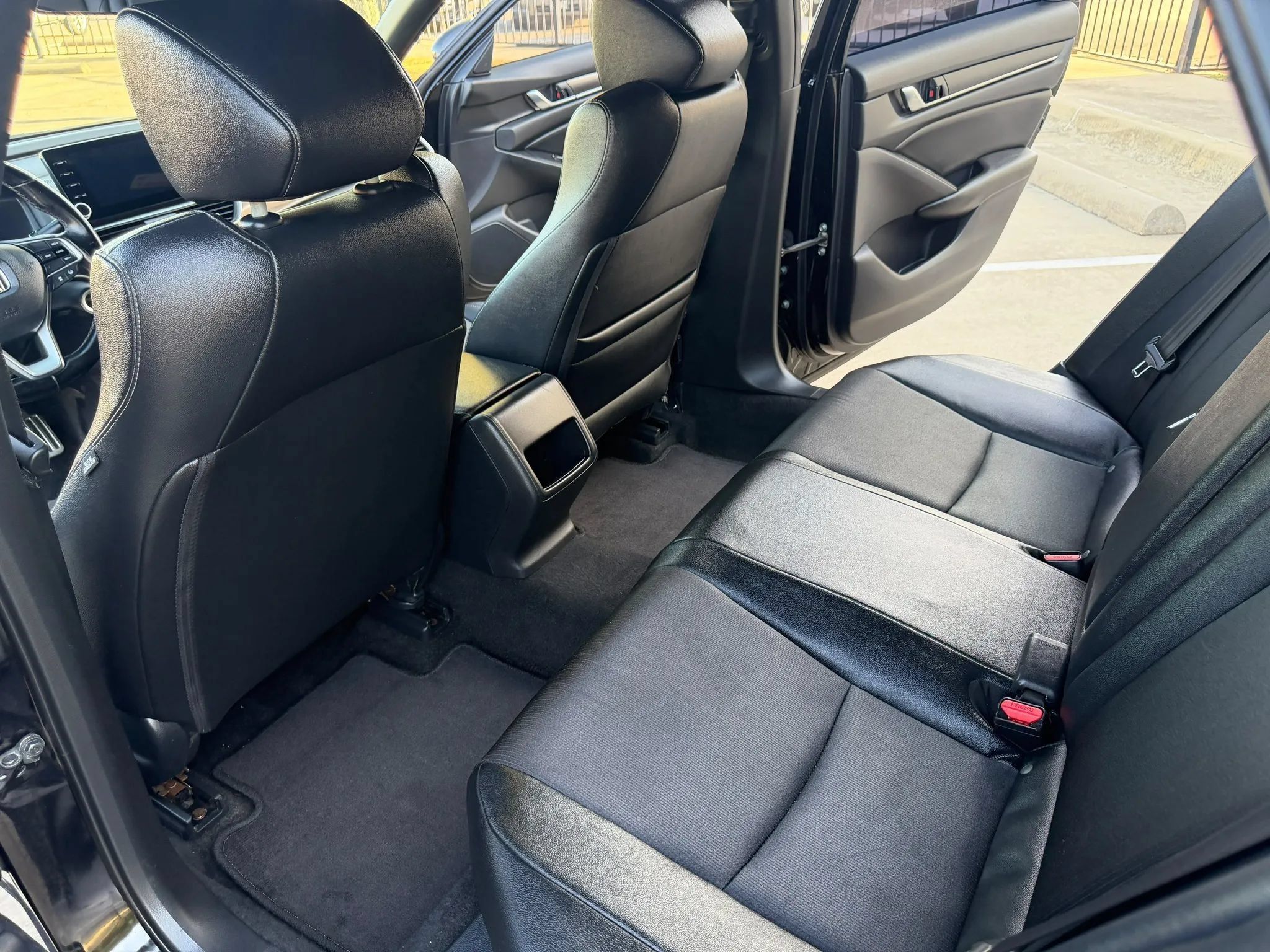 Used 2020 Honda Accord Sport image 17