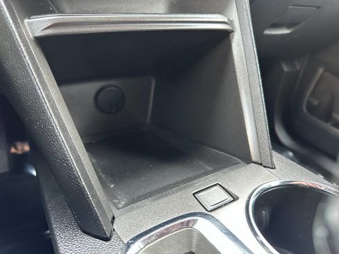 Used 2016 GMC Terrain SLE image 39