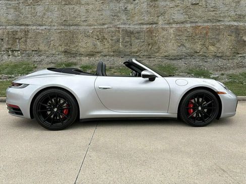 Used 2020 Porsche 911 Carrera 4S AWD/4WD image 3