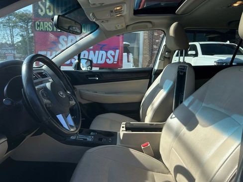 Used 2016 Subaru Outback 2.5i Limited image 16