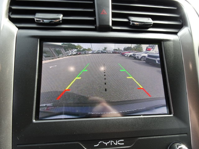 Used 2019 Ford Fusion SE FWD image 21