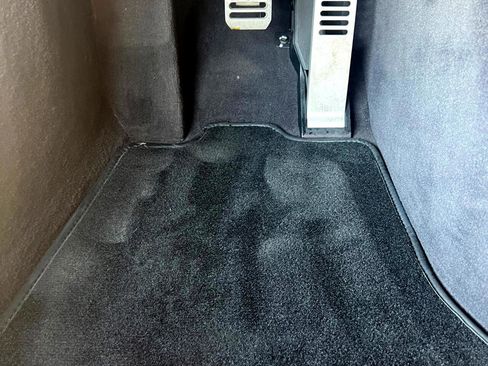 Used 2012 McLaren MP4-12C Coupe image 33