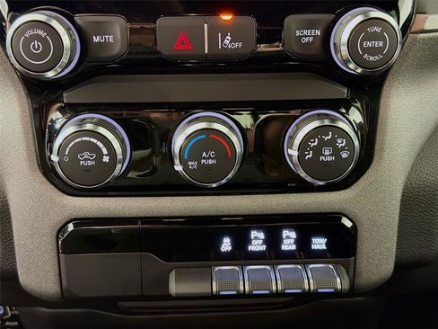 Used 2025 RAM 1500 Tradesman AWD/4WD image 16