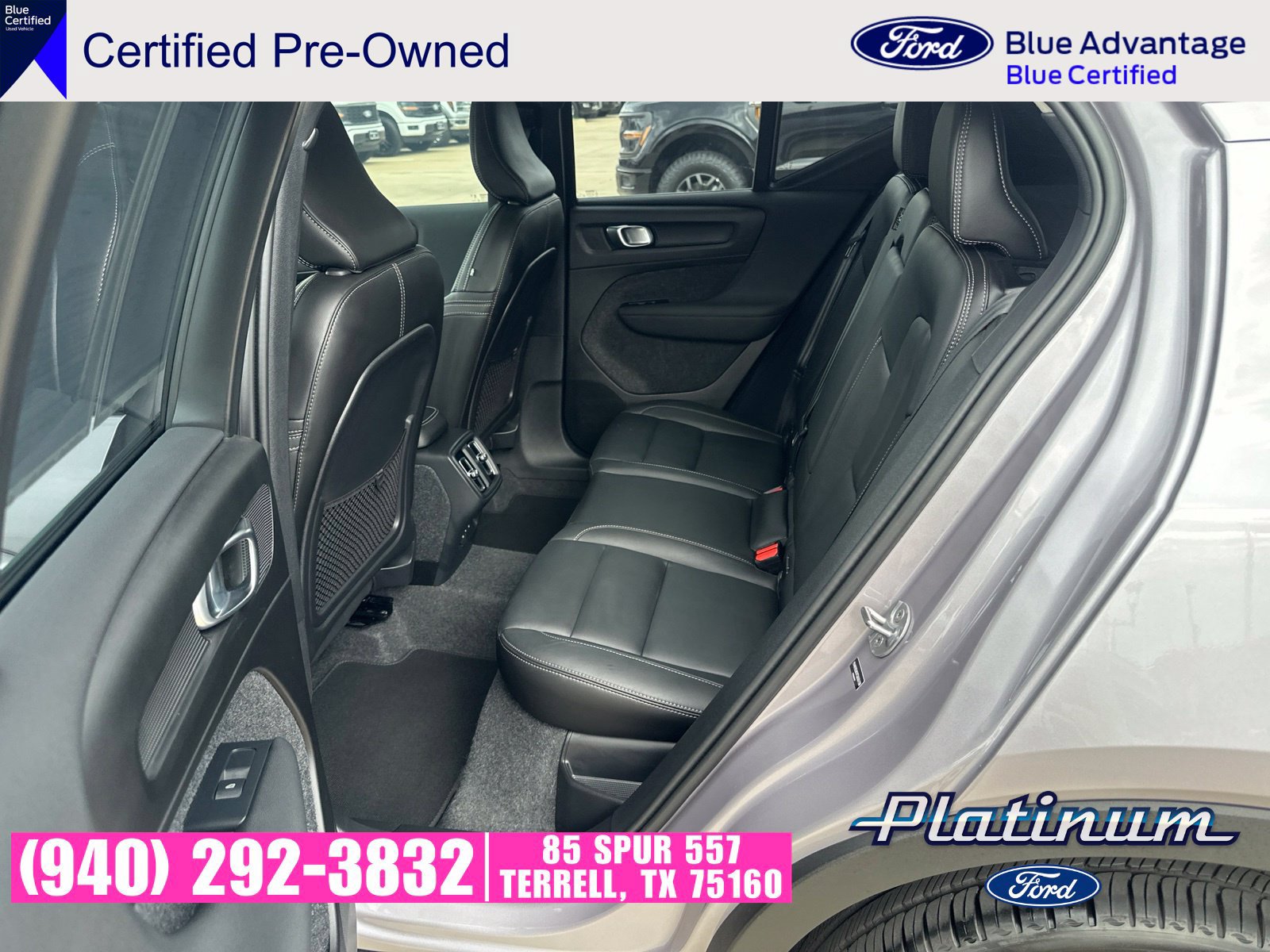 Used 2026 Volvo XC40 B4 Core w/ Climate Package FWD image 12