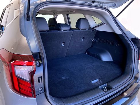 Used 2025 Kia Seltos EX w/ EX Sunroof Package FWD image 15