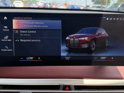 Used 2022 BMW iX xDrive50 w/ Premium Package AWD/4WD image 28