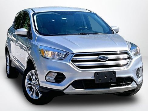 Used 2019 Ford Escape SE AWD/4WD image 3