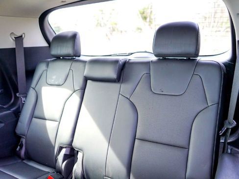 Used 2022 Kia Telluride EX w/ EX Premium Package image 27